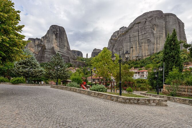2-Day Delphi Meteora Tour From Athens - Should you book this tour, or build your own Delphi plus Meteora plan?
