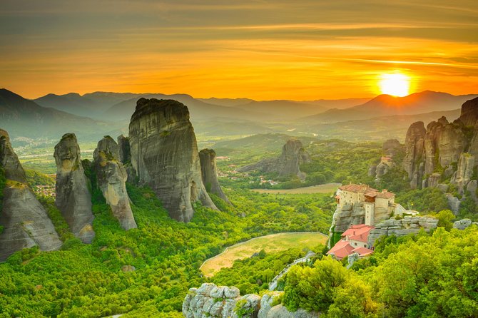 2-Day Tour to Delphi & Meteora with Guide and Tickets From Athens - Delphi Ancient Town: Temple of Apollo, good pacing, and how to avoid the museum trap