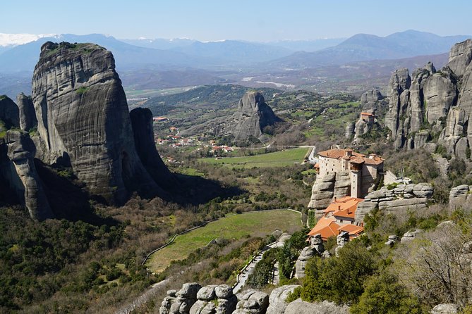 2 Days Private Tour: Delphi & Meteora - Why Delphi plus Meteora makes sense as a two-day plan