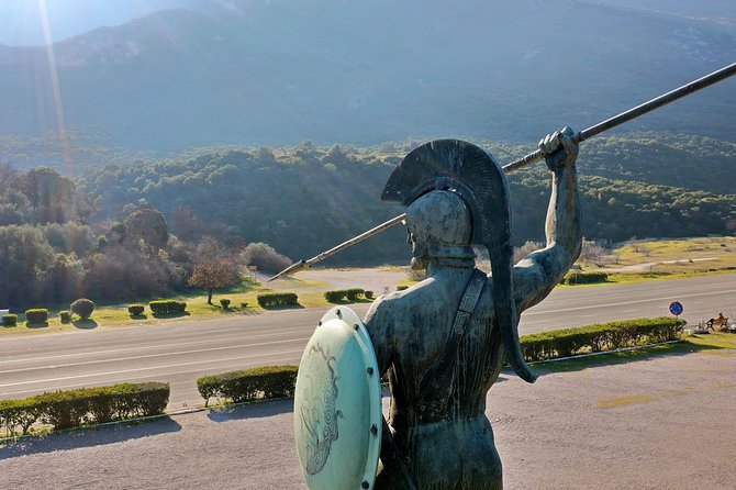 2 Days Private Tour: Delphi & Meteora - Private touring with a driver-led approach, and what you should ask for