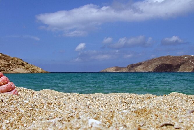 3 Day Private Tour in Santorini & Mykonos at the Best of Cyclades - Drivers, pickup points, and the communication style to use