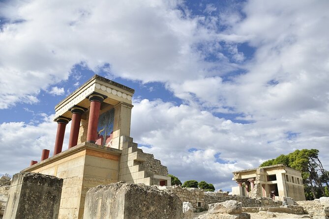 3 Day Tour Santorini, Crete to discover the Beauty of the Islands - Day 3: Santorini Back to Athens via Piraeus