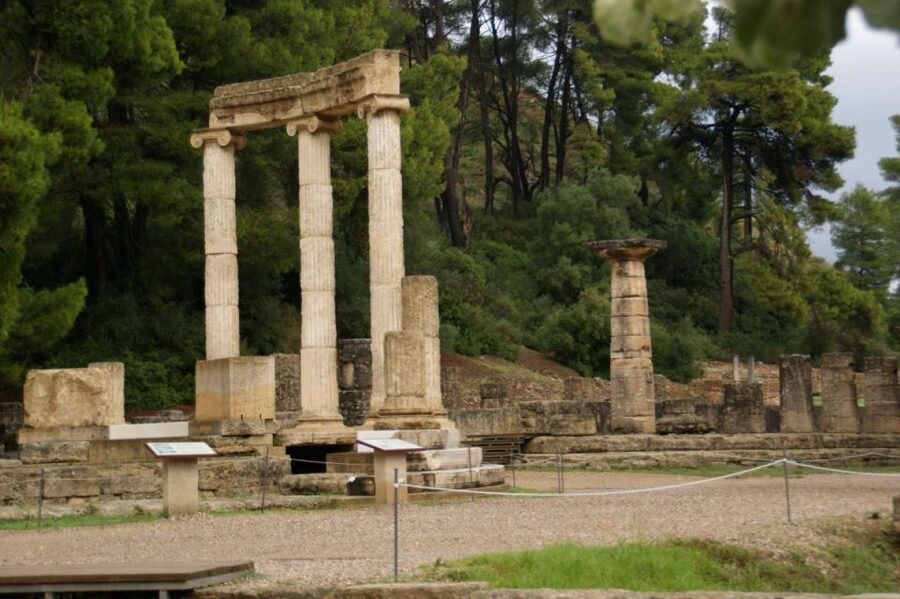 3Day Greece tour with guide,tickets,hotel pick up - Day 1 from Athens to Epidaurus and Mycenae, with Corinth Canal views