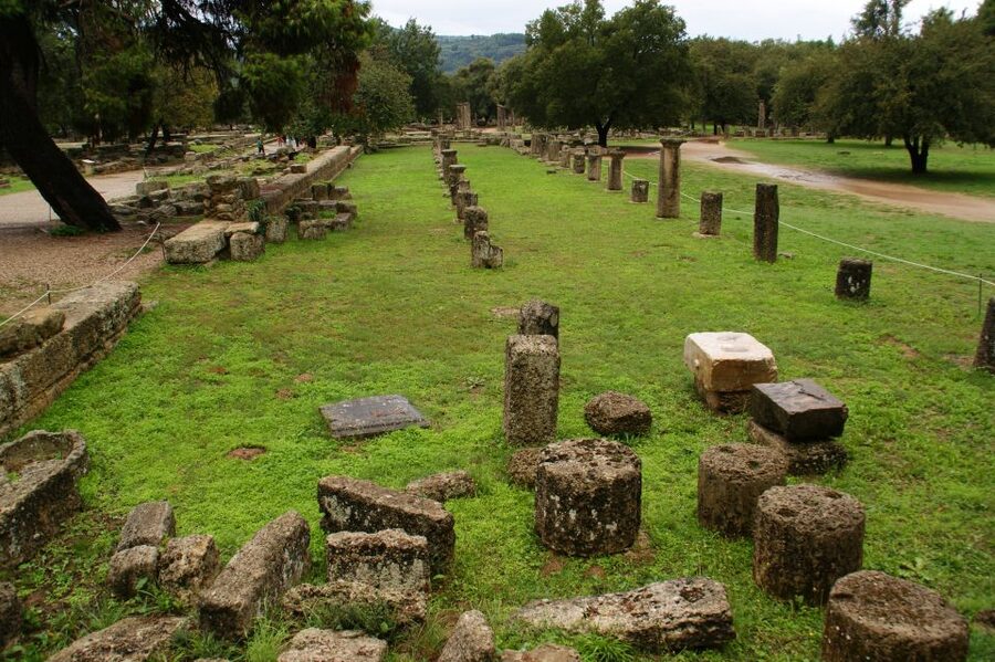 4-Day Tour of Mycenae, Epidaurus, Olympia, Delphi & Meteora - Price and Logistics: What $747 Really Buys You
