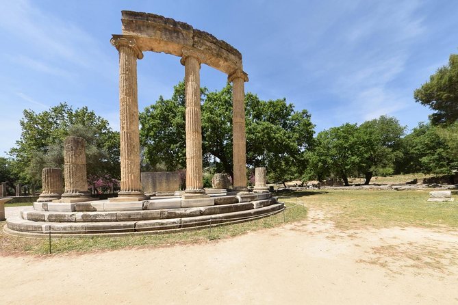 4-Days Argolis,Ancient Olympia,Delphi,Meteora private tour from Athens - Day 1: Corinth Canal, Mycenae Power, Nafplio Views, and Epidaurus Acoustics