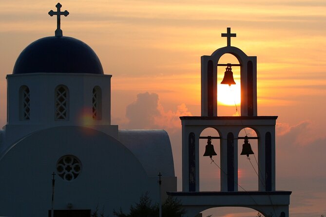 6-Day Private Tour Athens & Santorini to Discover Greece's Charm - Day 3: Piraeus ferry to Santorini and first taste of Cycladic life
