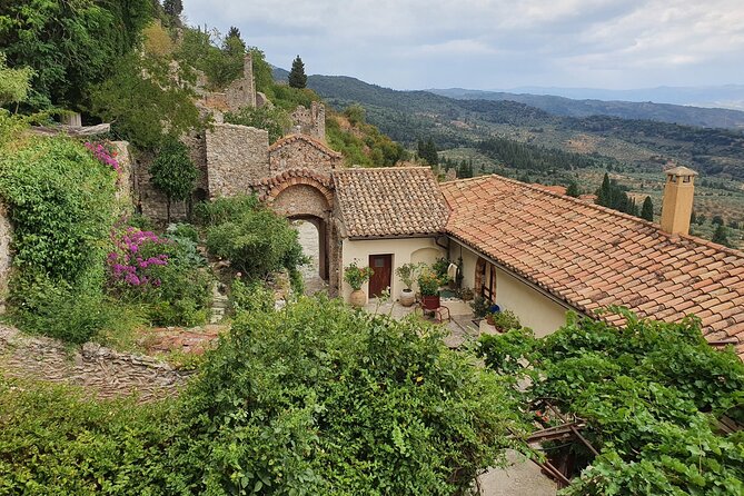 9 Day Private Tour Ancient Peloponnese and Meteora - Day 6: Ancient Messene, Pylos Bay views, and the Palace of Nestor
