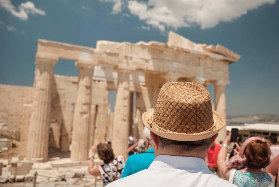 Acropolis and Parthenon: Guided Tour in Italian with Skip-the-Line Ticket - The south side walk: Dionysus, Odeon, and the “theater” mindset