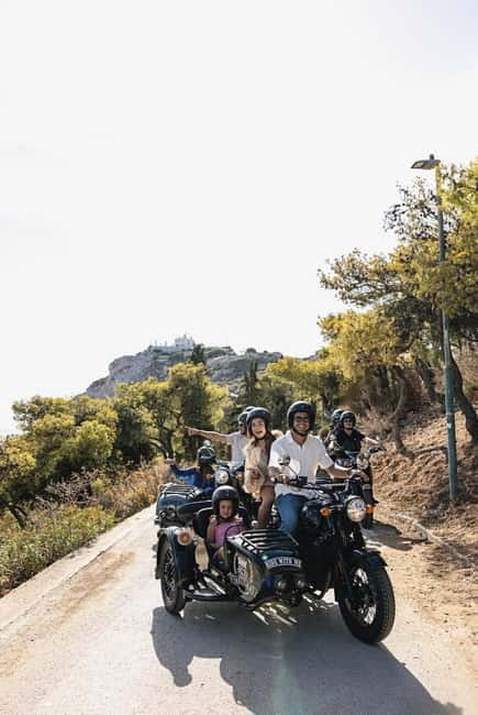 Acropolis & Lycabettus: Discover Hidden Gems of Athens - Anafiotika photos and Plaka alleys, where Athens slows down