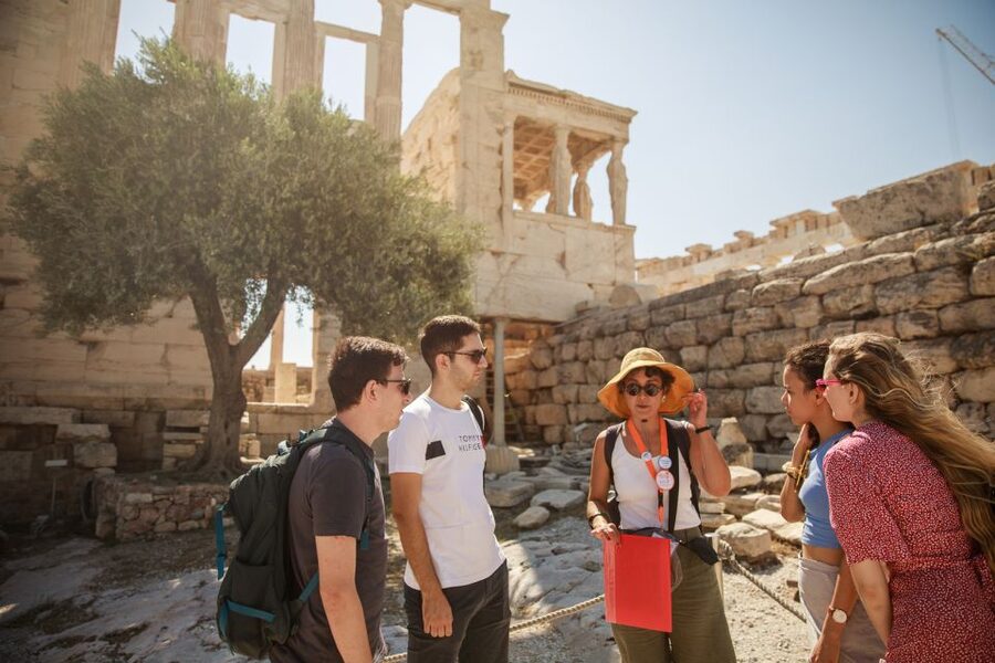 Acropolis, Plaka & Ancient Agora Guided Tour - Attalos Museum: the artifacts that make the Agora feel real