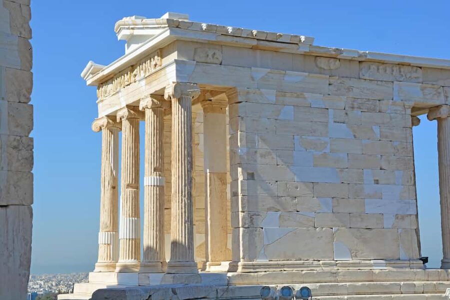 Acropolis Self-Guided Smartphone Tour w/Audio & 3D(No entry) - How good is the app versus a guided Acropolis day?