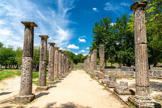 Ancient Olympia (birth place of Olympic Games) & Corinth Canal, Private Day Tour - The Town of Olympia Stop: A Calm Hour Between History and the Drive Back