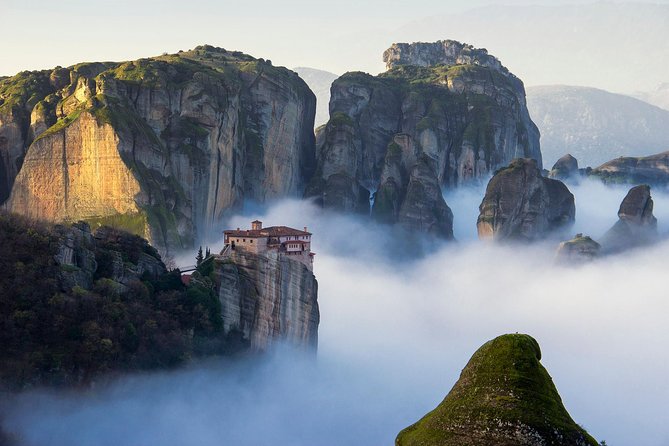 Athens: 3 days 2 nights Meteora with small size tours & hotel - Small-group rhythm: what max 19 travelers changes