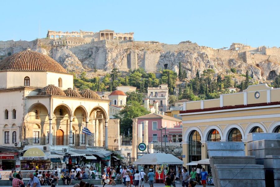Athens: Acropolis and City Highlights Half-Day Tour - Syntagma and the Tomb of the Unknown Soldier: fast photos with a ceremonial angle