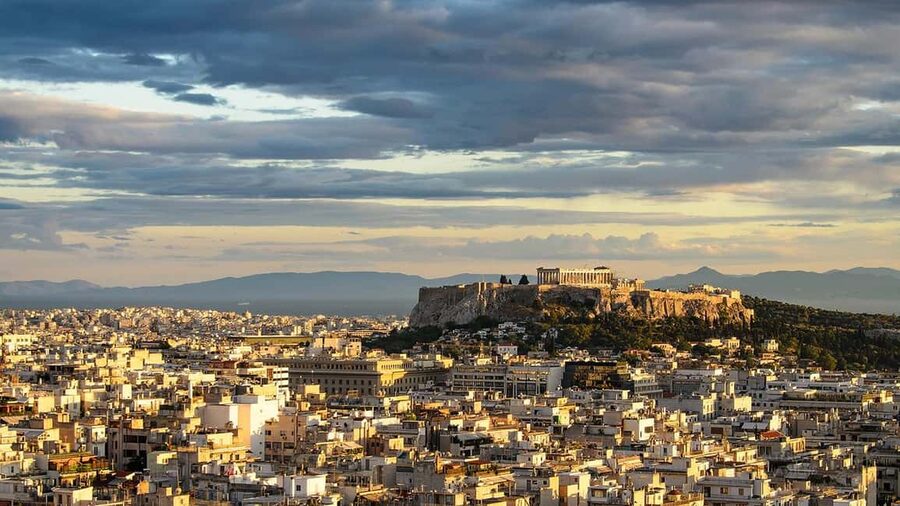 Athens: Acropolis Beat the Heat Guided Tour - Propylaia and the approach that sets up Parthenon time