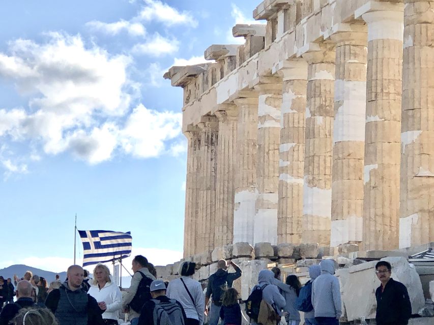 Athens:Acropolis - Historical Center Walking Tour in Spanish - The big viewpoints: Hadrian, Zeus, Herod’s Odeon, and beyond