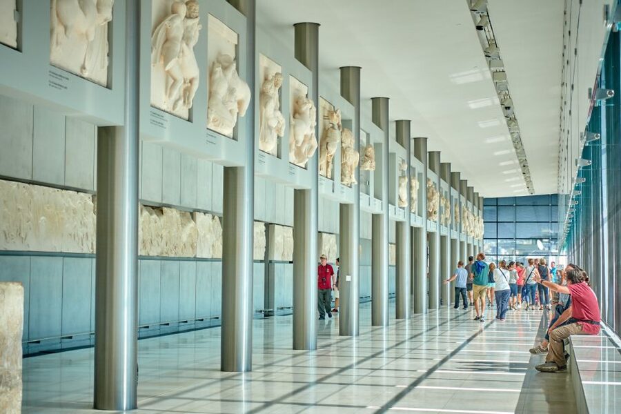 Athens: Acropolis Museum Private Guided Tour - Parthenon sculptures, pediments, and the democracy story