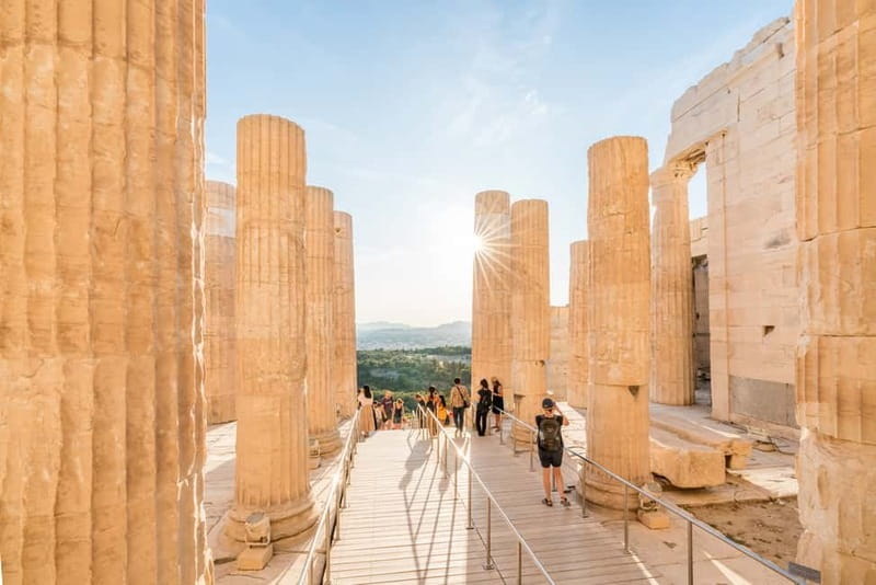 Athens: Acropolis Tour with Licensed Guide - Should you book the Acropolis tour with a licensed guide?
