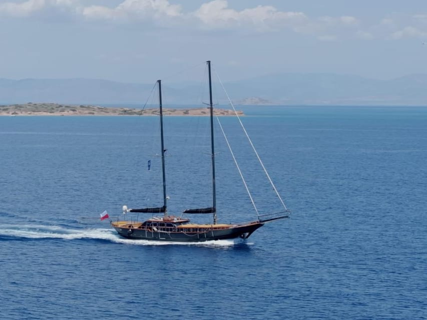 Athens: Agistri, Metopi & Aegina Cruise with Meals & Drinks - Lunch in the Middle of the Trip: Greek Buffet, Wine, and Beer