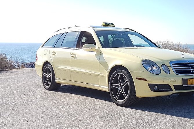 Athens Airport Private Transfer by Mercedes-Benz E Class Wagon to City Center - Mercedes-Benz E-Class Wagon vs MiniVan: Luggage and Group Fit