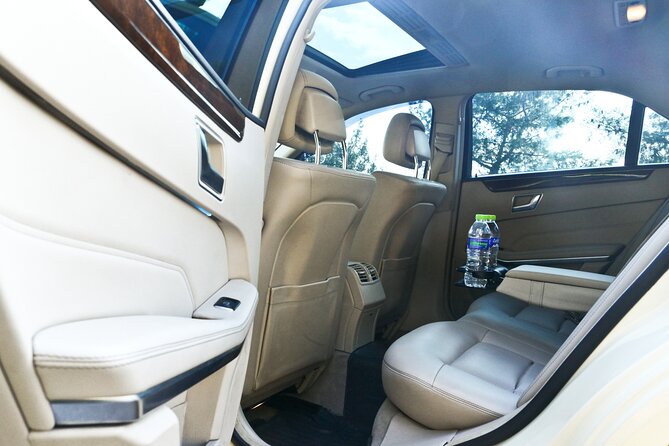 Athens airport to Athens Center private transfer - Who should book this Athens airport to city private transfer