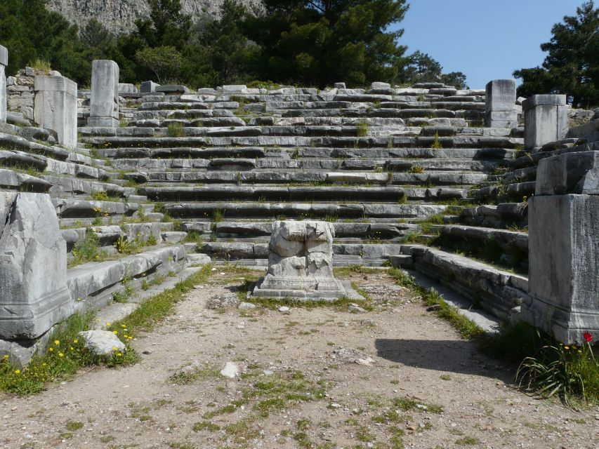 Athens: Ancient Olympia and Corinth Canal Private Tour - Who should book this tour, and who should skip it