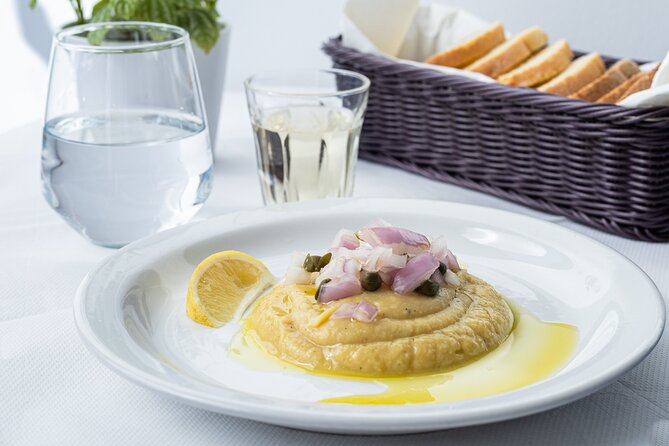 Athens: Around Greece in 5 Dishes: Dinner, Theater & Music - What makes the hosts and performance work