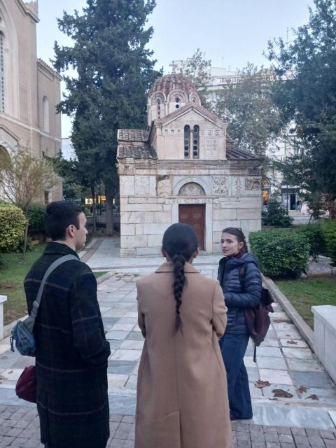 Athens by Night: Small-Group Walking Tour | Dinner Included - Anafiotika: Cycladic-Style Lanes in the Middle of Athens