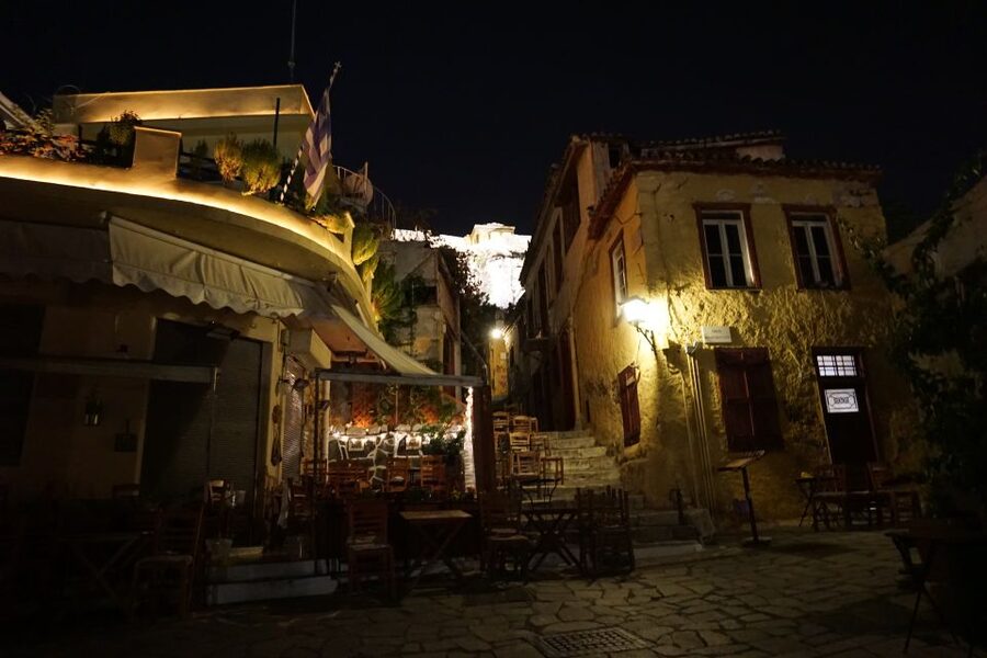 Athens by Night: Small-Group Walking Tour | Dinner Included - Dinner at a Traditional Greek Taverna: Worth Planning Around