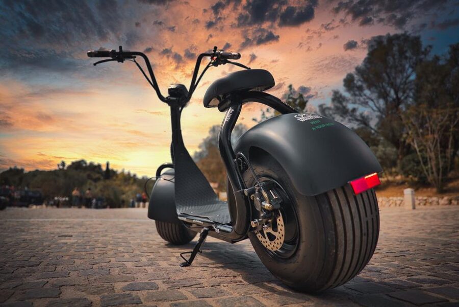 Athens: City Highlights Guided E-Scooter Tour - Athens on two wheels, without the walking marathon