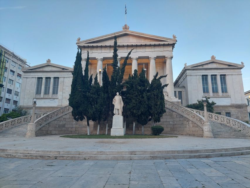 Athens: City Highlights Nighttime Walking Tour in Spanish - Ending at the Ancient Agora with Acropolis views