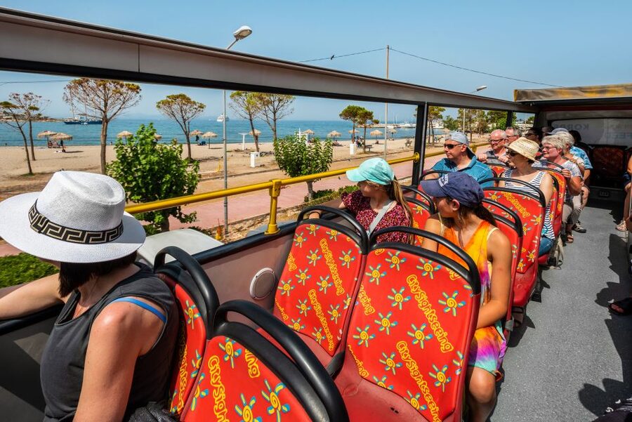 Athens: City Sightseeing Hop-On Hop-Off Bus Tour - Temple of Olympian Zeus, National Garden, and the Museum Stretch