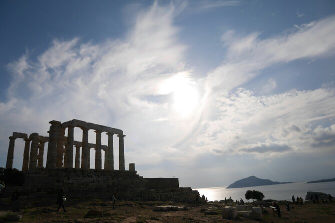Athens City Tour HalfDay - Lake Vouliagmeni: a 15-minute thermal reset on the Riviera