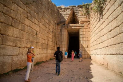Corinth Canal, Mycenae and Nafplio Day Tour