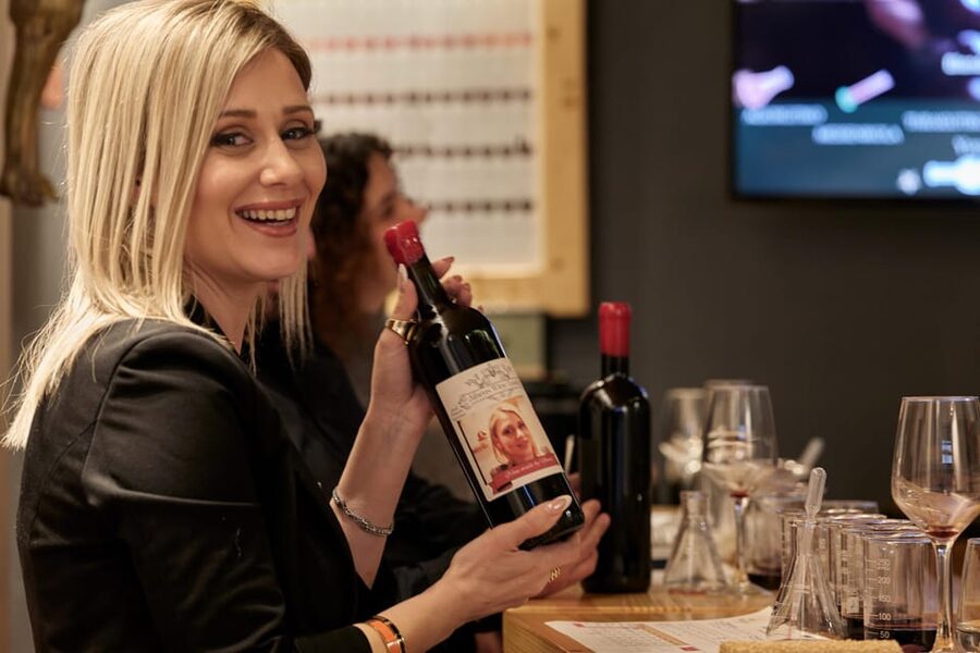 Athens: Create Your Own Wine-Workshop under the Acropolis - Entering the Tasting Phase, How the Sommelier Teaches You to Taste