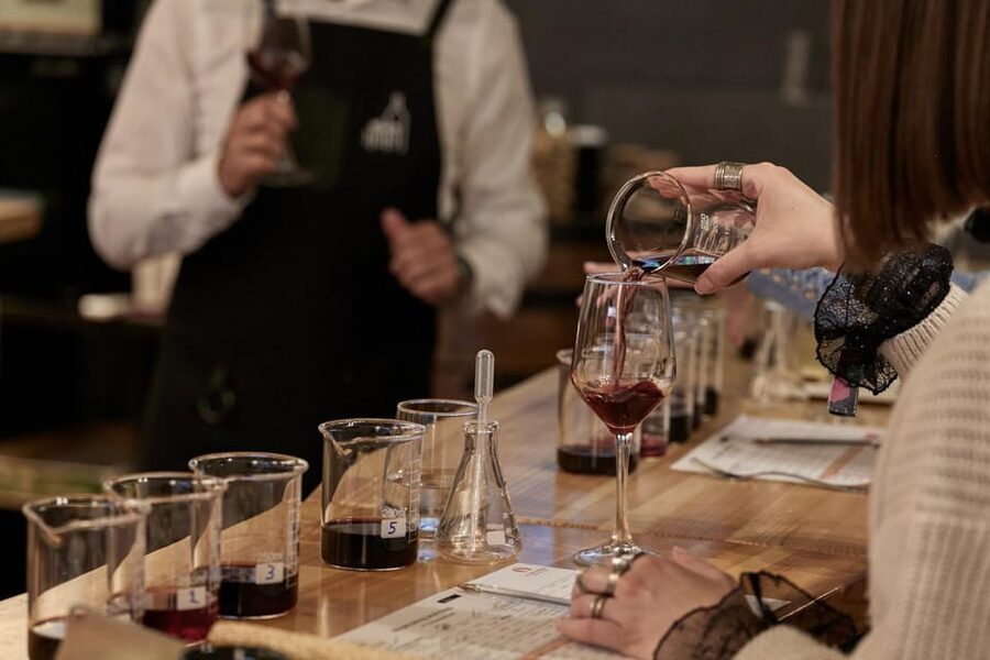Athens: Create Your Own Wine-Workshop under the Acropolis - The Food Pairing: Greek Cheeses, Olives, and Rusks