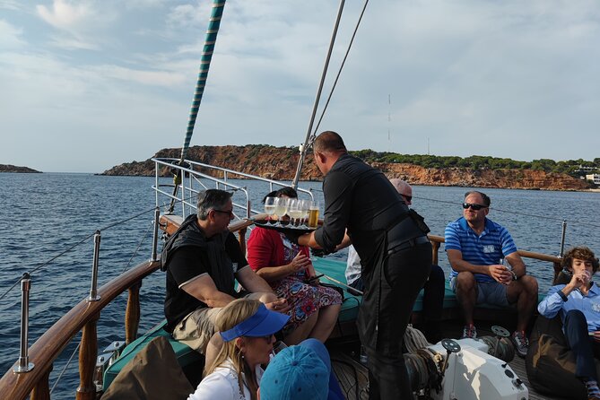 Athens cruise: Agistri, Moni/Metopi, Aegina with lunch & drinks - The Weather Reality: What Happens When the Morning Turns Wet