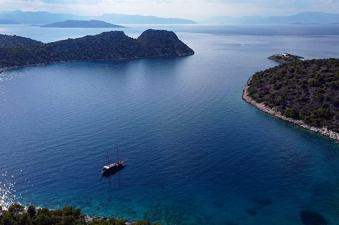 Athens Day Cruise: 3 Islands Tour in the Saronic Gulf with Lunch - Lunch, Drinks, and WiFi: Fuel for a Sun-Heavy Day