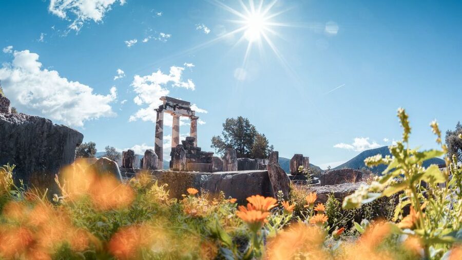 Athens: Delphi, Corycian Cave, and 300 Battlefield Day Trip - A Long Day, Packed With Three “Must-See” Greek Stories