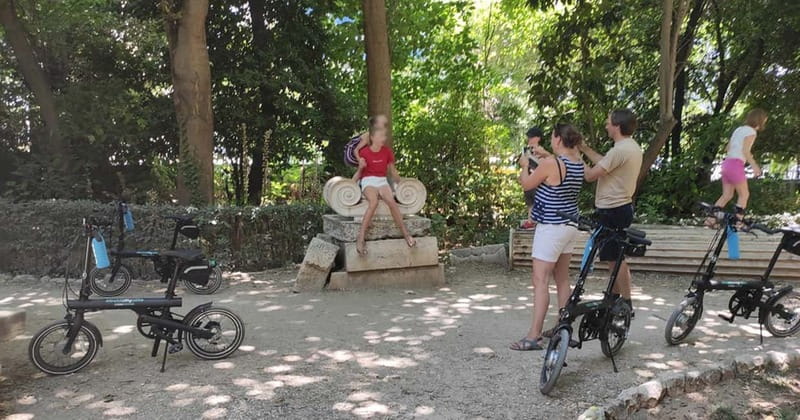 Athens: Discover the City Electric Bike Tour - Plaka, Anafiotika, Ancient Agora, Roman Agora, Monastiraki, and Psyrri in one ride