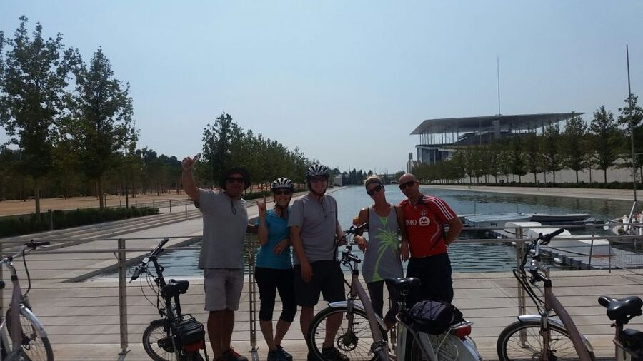 Athens: Electric Bike Seaside Tour with Guide - Guide-led pace, safety, and what really makes it feel personal