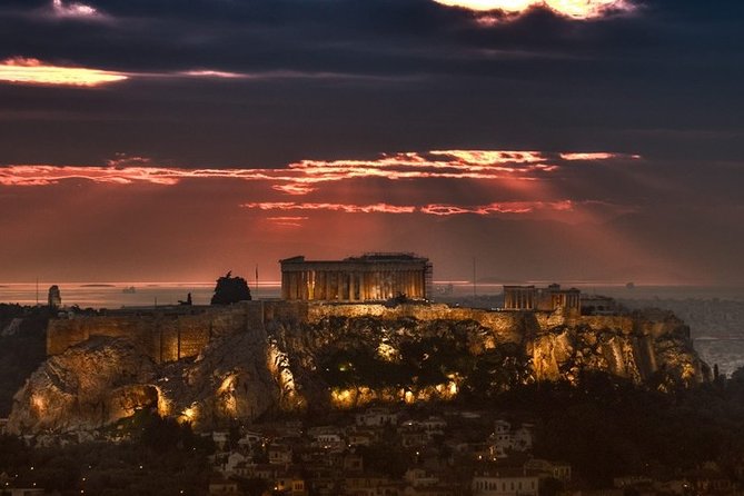 Athens Greece Night Tour - Stop 1: Hellenic Parliament and the Evzones at night