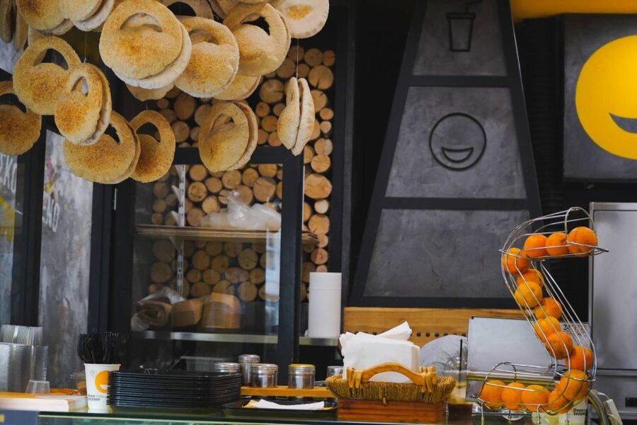 Athens: Greek Street Food Tour - Meeting at Athinas 7 and how to start smart