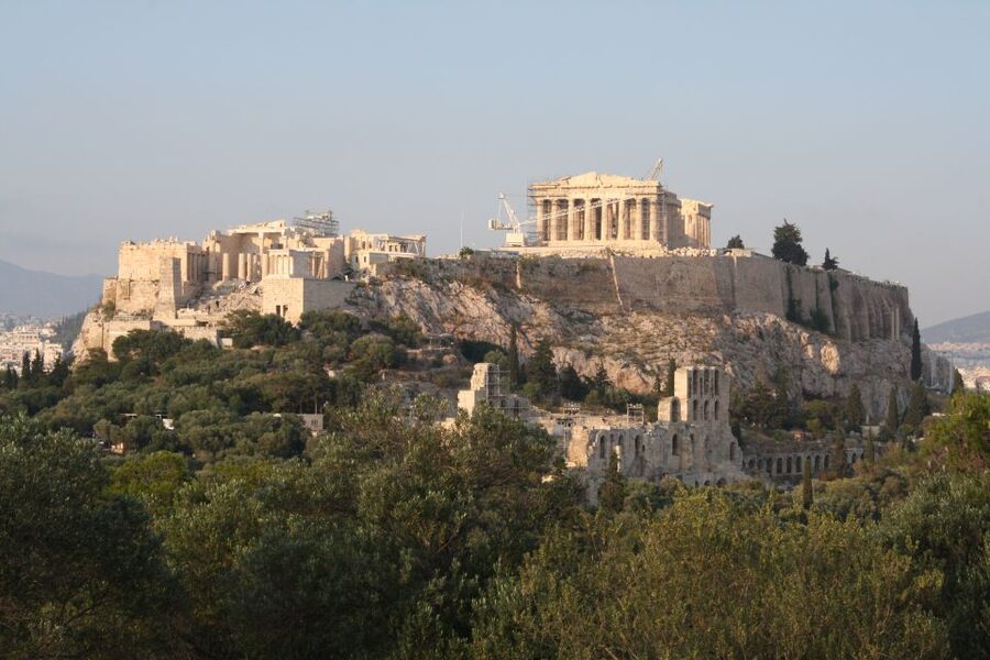 Athens: Guided Tour of Acropolis & Parthenon with Tickets - Where you meet, how to find your guide, and why punctual matters
