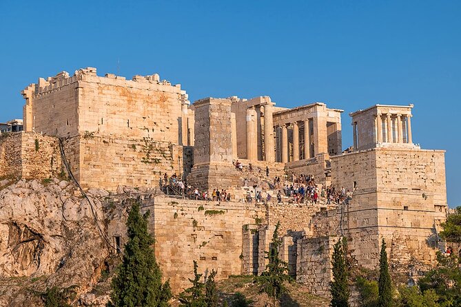 Athens Half-Day Tour: Acropolis, Parthenon & All Major Landmarks - Dromeas, The Runner, and the modern link to the Marathon