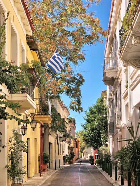 Athens: Hidden Gems Guided Walking Tour - National Garden: shade, birds, and a breather in the middle of the city