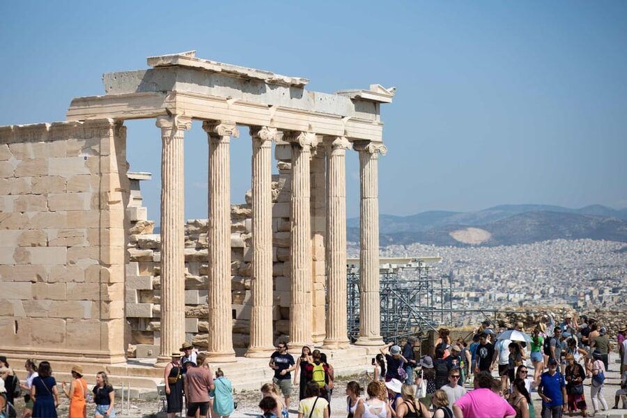 Athens: Hop-On-Hop-Off & Acropolis & Acropolis Mus.& 3 audio - Practical Tips for a Smooth Day (Earphones, Heat, and Timing)
