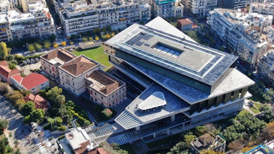 Athens: Hop-On Hop-Off Bus and Acropolis Museum Ticket - Riding the 4 bus lines, and why the order matters