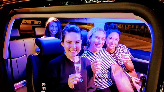 Athens Interanational Airport transfer - Who this Athens transfer fits best