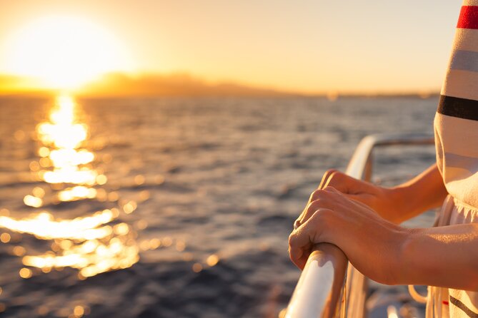 Athens: Island Swimming Day Cruise—DJ, Lunch & Drinks incl. - Quick hits before you go